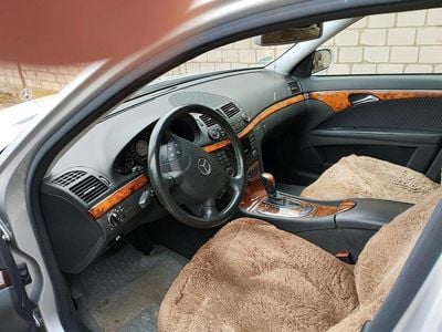Gebraucht Mercedes E280 Classic 2004 Silber Limousine