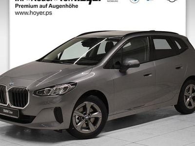 Neu BMW 218 Shadowline 136 PS (100 kW) 2025 Grau Kombi