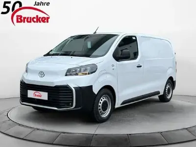 Gebraucht Toyota Proace 100 kW (136 PS) 2024 Icy white Van / Kleinbus