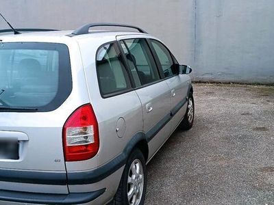 gebraucht Opel Zafira BJ 2004,1,6l Benziner,101 PS, Zweite hand