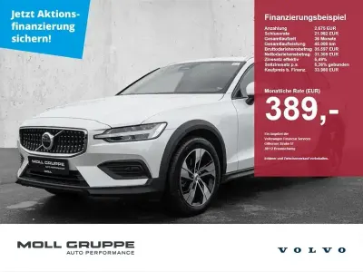 Gebraucht Volvo V60 CC Plus 197 PS (144 kW) 2024 Weiß Kombi