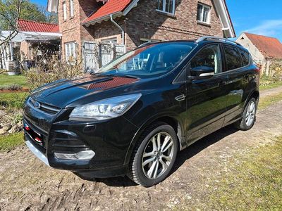 Gebraucht Ford Kuga Individual 180 PS (132 kW) 2016 Schwarz SUV