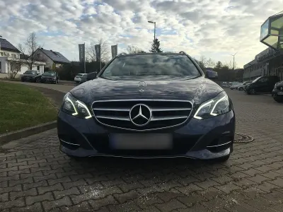 Usata Mercedes E350 252 CV (185 kW) 2014 Blu Station wagon