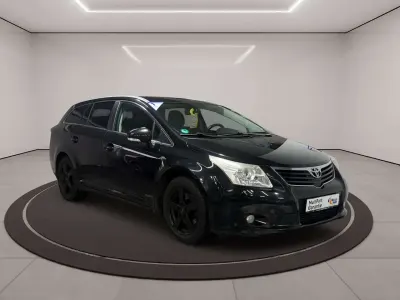 Gebraucht Toyota Avensis Edition 150 PS (110 kW) 2010 Schwarz Kombi