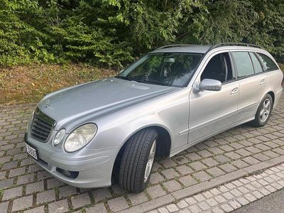 Mercedes E220