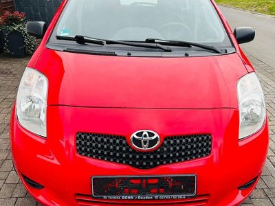 Gebraucht Toyota Yaris Team 87 PS (63 kW) 2009 Rot Kleinwagen