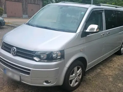 Gebraucht VW Caravelle 184 PS (135 kW) 2011 Silber Van