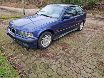 Second-hand BMW 318 140 CP (102 kW) 1995 Mov Berlinǎ