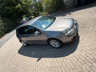 Gebraucht VW Golf IV 105 PS (77 kW) 2004 Andere farben Limousine