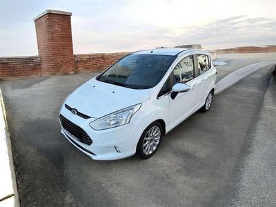Usata Ford B-MAX Titanium 105 CV (77 kW) 2014 Bianco Monovolume