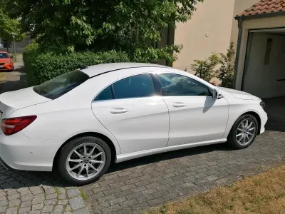 Gebraucht Mercedes CLA250 211 PS (155 kW) 2018 Weiß Limousine