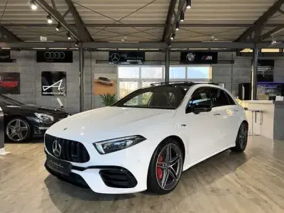 Używany Mercedes A45 AMG AMG 422 KM (310 kW) 2022 Biały Sedan/Limuzyna