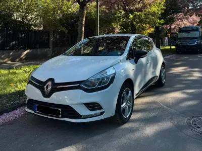 Usata Renault Clio IV LIMITED 73 CV (53 kW) 2017 Bianco Utilitaria