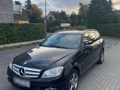 Schwarz Gebraucht 2009 Mercedes C200 Avantgarde Kombi | 2.900 € (Fairer Preis)