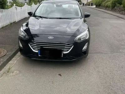 Gebraucht Ford Focus Cool & Connect 125 PS (91 kW) 2021 Limousine