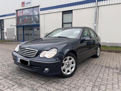 Gebraucht Mercedes C180 143 PS (105 kW) 2004 Blau Limousine