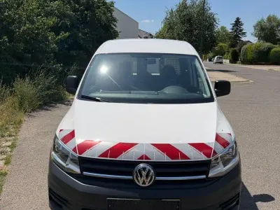 Gebraucht VW Caddy 122 PS (89 kW) 2018 Weiß Van / Kleinbus