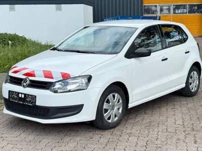 Gebraucht VW Polo Trendline 60 PS (44 kW) 2014 Weiß Limousine