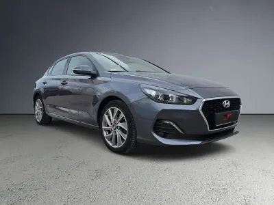 Gebraucht Hyundai i30 Turbo 140 PS (102 kW) 2018 Grau Limousine