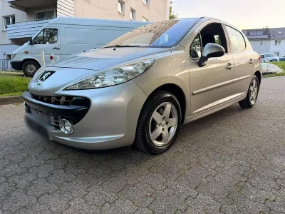 Gebraucht Peugeot 207 120 PS (88 kW) 2009 Silber Kleinwagen
