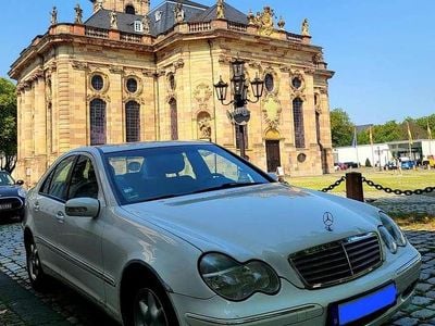 Mercedes C200