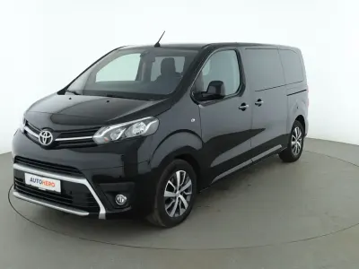 Gebraucht Toyota Proace Verso Team 177 PS (130 kW) 2022 Schwarz Kombi