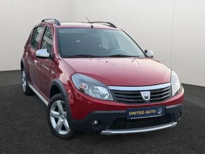 Gebraucht Dacia Sandero Stepway 87 PS (63 kW) 2010 Rot Limousine