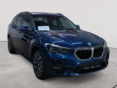 Gebraucht BMW X1 Sport Line 178 PS (130 kW) 2022 Phytonicblau metallic SUV