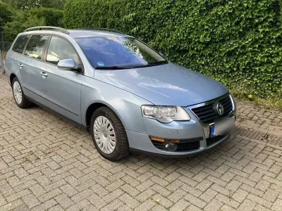 Gebraucht VW Passat 150 PS (110 kW) 2006 Blau Kombi
