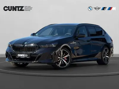 Gebraucht BMW 540 Sport Line 303 PS (222 kW) 2026 Schwarz Kombi