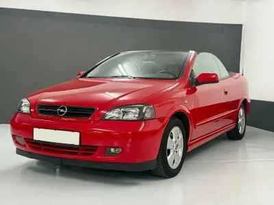 Gebraucht Opel Astra Cabriolet Edition 125 PS (91 kW) 2002 Rot Cabrio
