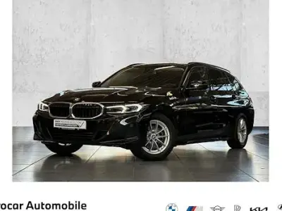 Używany BMW 320 Shadowline 184 KM (135 kW) 2023 Czarny Kombi