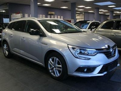 Gebraucht Renault Mégane IV LIMITED 140 PS (102 kW) 2020 Silber Limousine