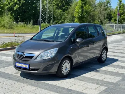 Gebraucht Opel Meriva Edition 101 PS (74 kW) 2012 Grau Van / Kleinbus