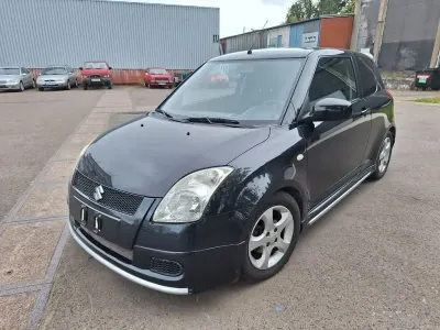 Gebraucht Suzuki Swift Comfort+ 92 PS (67 kW) 2005 Schwarz Kleinwagen