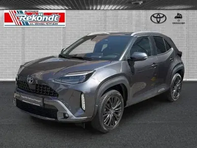 Gebraucht Toyota Yaris Advance 116 PS (85 kW) 2022 Magnetic grey Kleinwagen