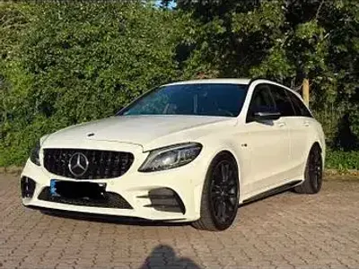 Gebraucht Mercedes C43 AMG AMG 390 PS (286 kW) 2019 Weiß Kombi