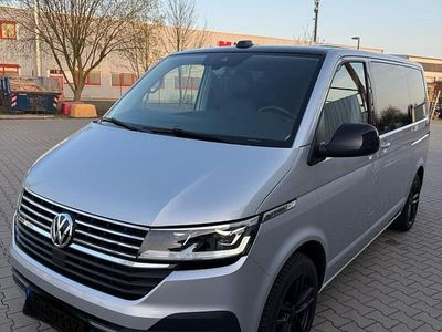 Usado VW Multivan Comfortline 204 HP (150 kW) 2021 Prateado Monovolume