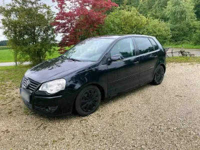 Gebraucht VW Polo 69 PS (50 kW) 2009 Schwarz Kleinwagen