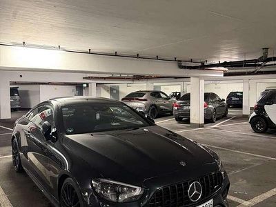 Gebraucht Mercedes E220 194 PS (142 kW) 2020 Grün Coupé