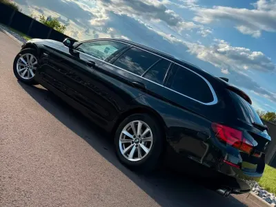 Gebraucht BMW 520 184 PS (135 kW) 2012 Schwarz Kombi