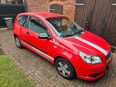 Gebraucht Chevrolet Aveo 84 PS (61 kW) 2009 Rot Kleinwagen