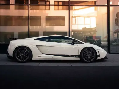 Usata Lamborghini Gallardo 570 CV (419 kW) 2010 Bianco Coupé