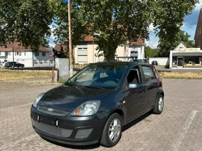 Gebraucht Ford Fiesta 60 PS (44 kW) 2007 Grau Kleinwagen