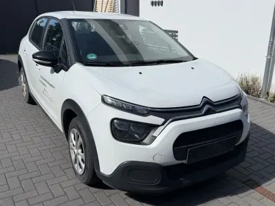 Gebraucht Citroën C3 Feel 102 PS (75 kW) 2021 Weiß Kleinwagen