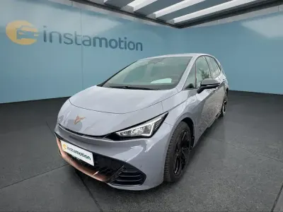 Usata Cupra Born 150 kW (204 CV) 2024 Grigio Utilitaria