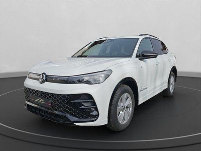 Pure white Gebraucht 2025 VW Tiguan R-line SUV | 53.230 € (Fairer Preis)