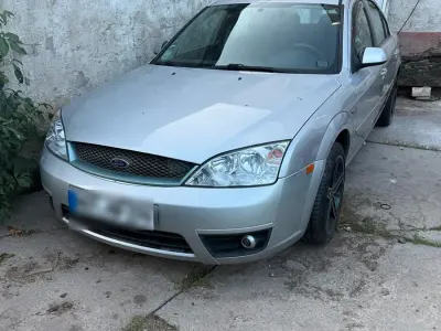 Gebraucht Ford Mondeo Ghia 170 PS (125 kW) 2002 Grau Limousine
