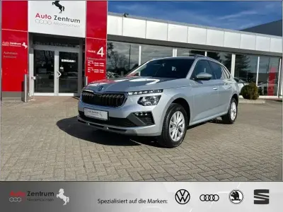 Gebraucht Skoda Kamiq Selection 116 PS (85 kW) 2024 Brilliant silver metallic SUV