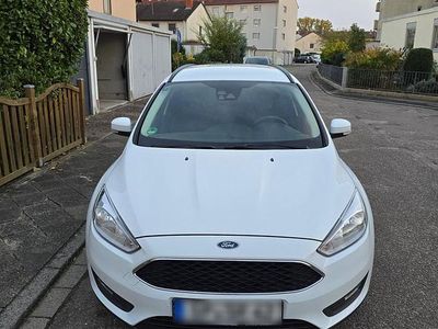Second-hand Ford Focus 120 CP (88 kW) 2016 Alb Break